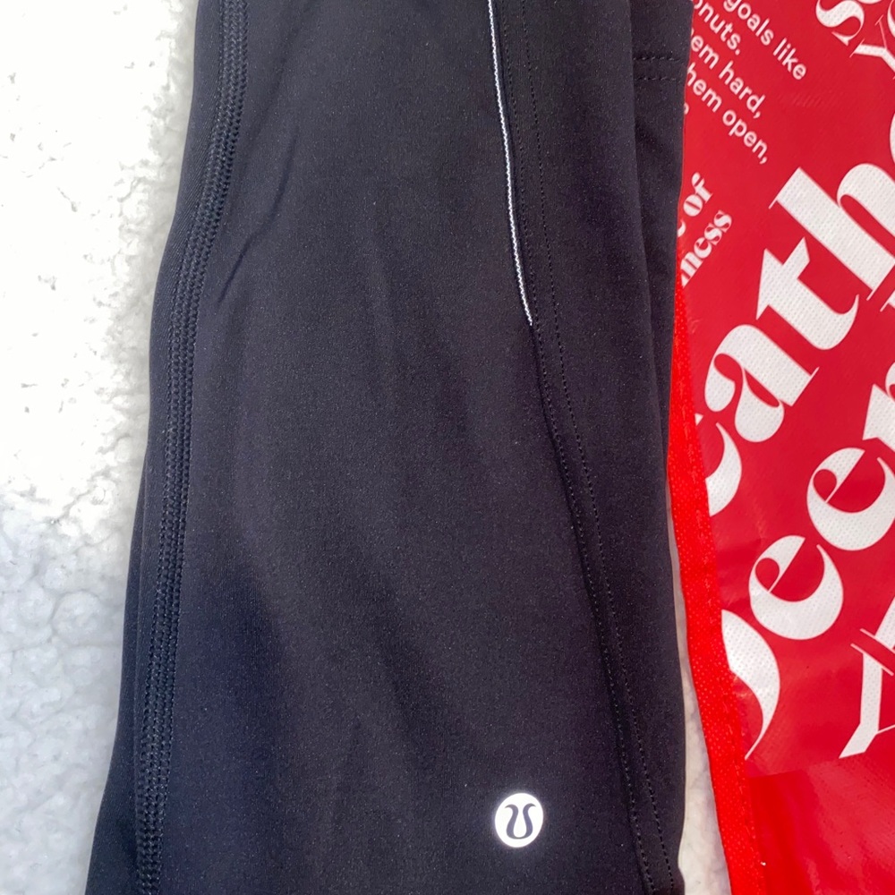 Lululemon Fast as Fleece Leggings Black. Sz 8 - Picture 3 of 14